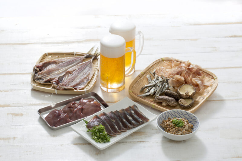 ビールと高プリン体食材の組み合わせ。尿酸値が気になる人が注意したいレバーや魚介類。