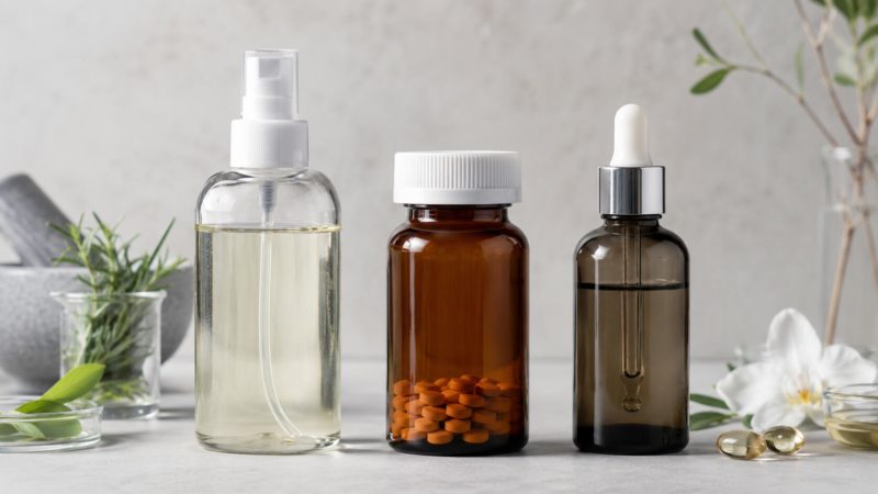 育毛剤や発毛剤、サプリメントなど、悩みや目的に合わせて選べる多様な薄毛対策アイテムのイメージ。